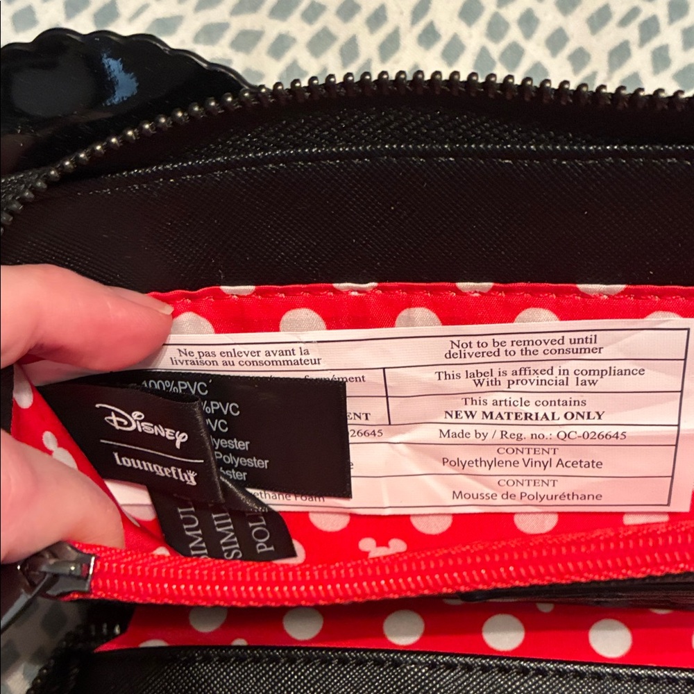 Loungefly Minnie & Mickey Mouse Red and Black Wallet - Picture 10 of 11